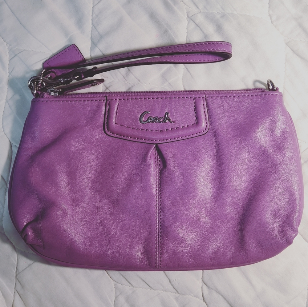 Vtg Coach Wristlet wallet